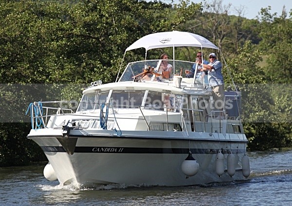 090703 CANDIDA IMG_7698 - HENLEY REGATTA FRIDAY 3rd JULY 2009