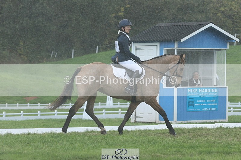 251024A-145508-14122 - F-481-Anna.Passmore