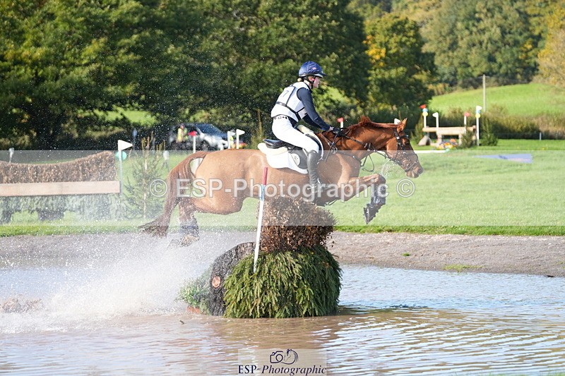 251024A-122116-08740 - B-127-Jessica.McCaldin