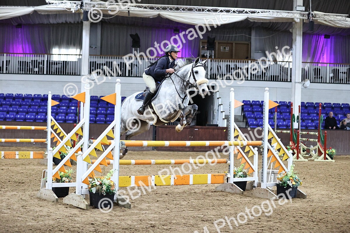 SBM_001865 - Class 4 - Senior Newcomers - 1.10m Open