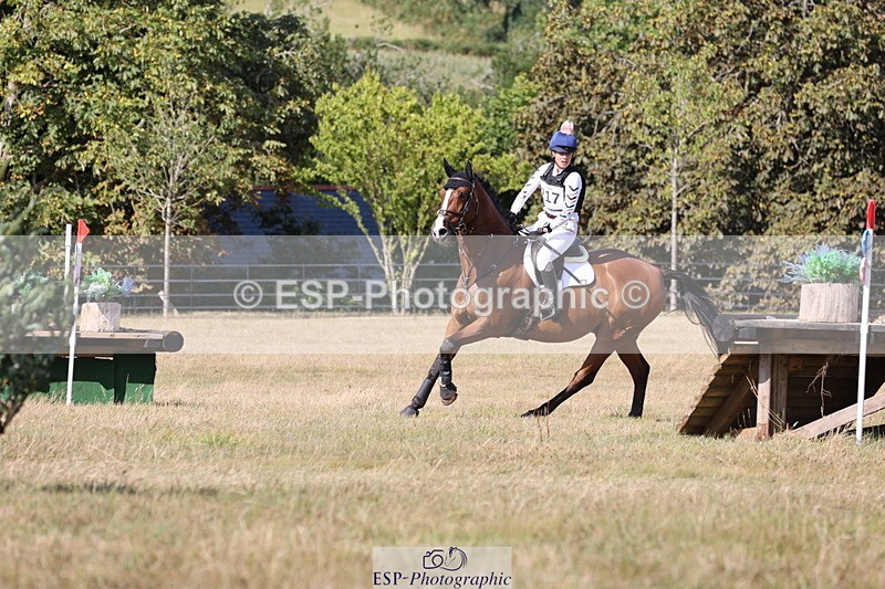 250802A-164230-07615 - E-217-Scarlett.Jones-RINGFORT.PATRON.SAINT