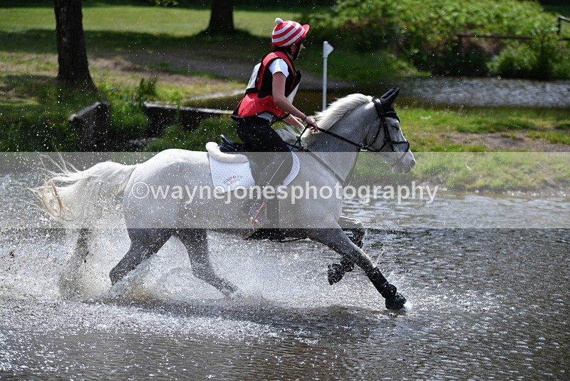 WJ5_6021 - Tweseldown 3-Phase Training (XC) 19-05-25