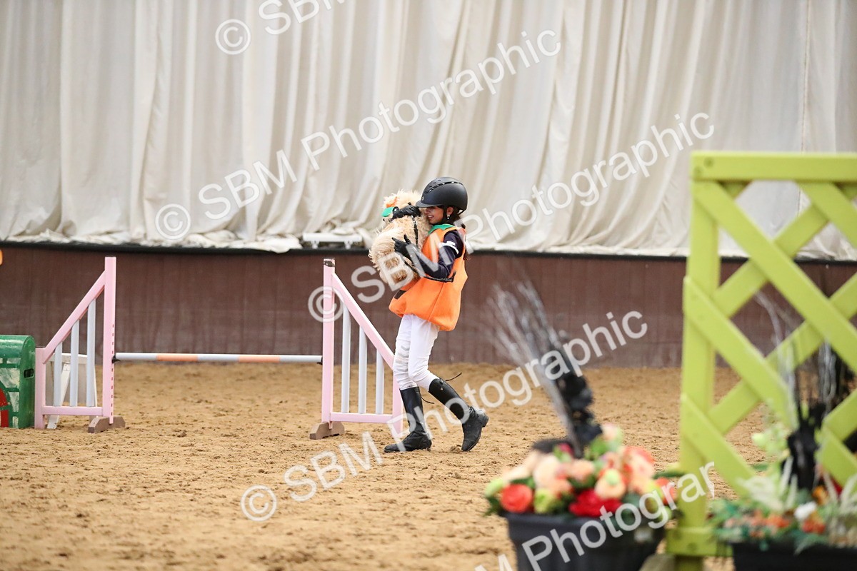 SBM_001170 - Class 3 - Horse & Hound