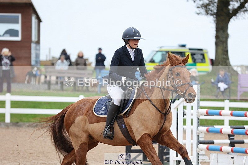 241101A-140218-02344 - FRI Cls 6 Foxhunter and 1.20m Open