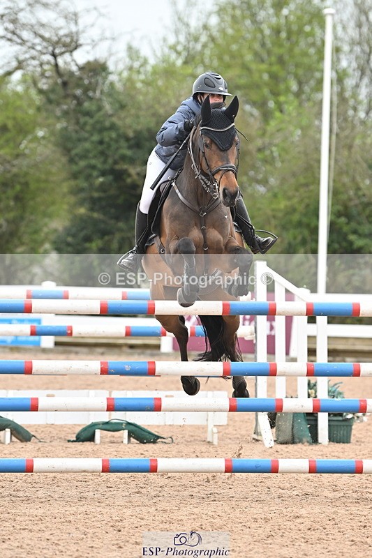 240406A-155215-04261 - Cls 17 National 1.30m Open