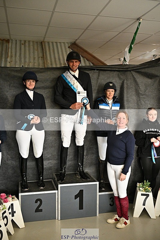260214-130639-03881 - Cls 15 Medium Silver Presentations