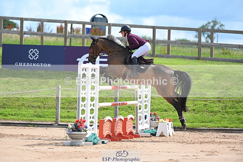 230721A-105608-05499 - Cls 6, 2 Star Medium 1.35m