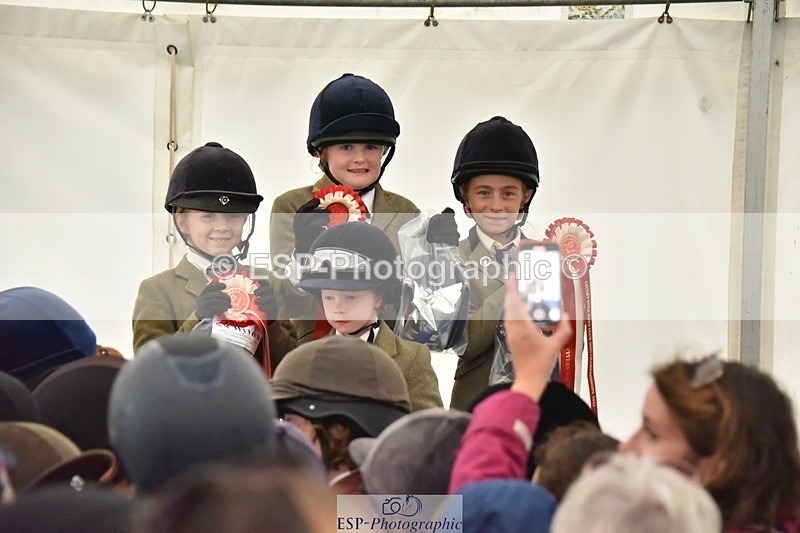 230825-170812-12972 - Friday 60cm and 70cm presentations