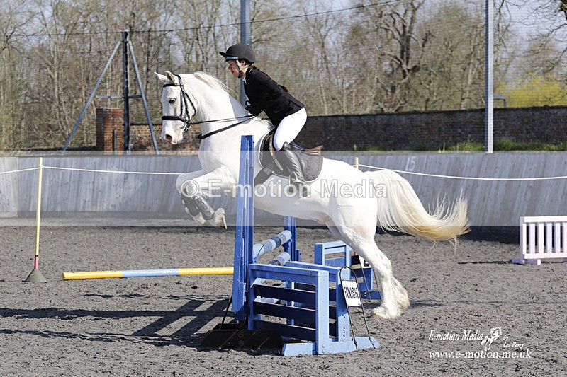 _EST0537 - Bourne Valley Riding Club Winter Showjumping 27/03/22