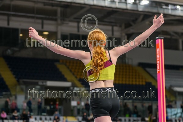 CEREL-917110 - Field Female