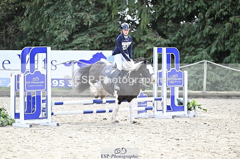 250821A-133037-16208 - WC Round 2 13.00 to 14.00