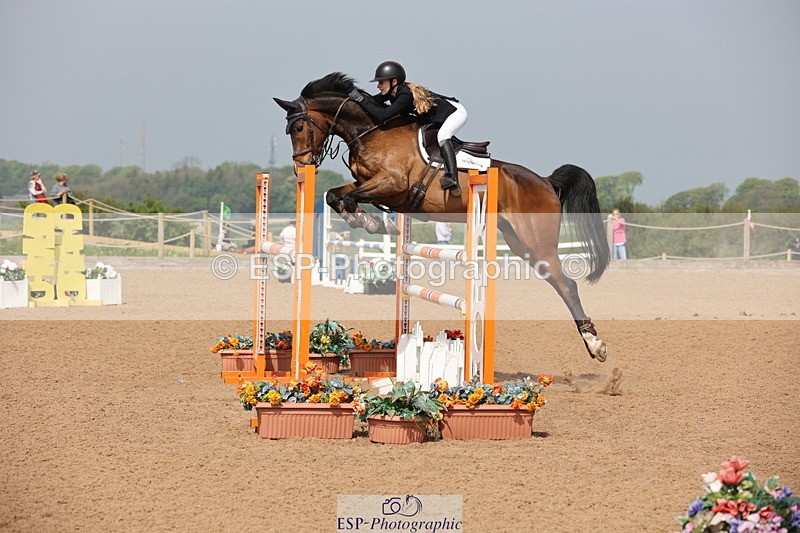 240511A-103836-11830 - Cls 33 Snr 1.20m Open