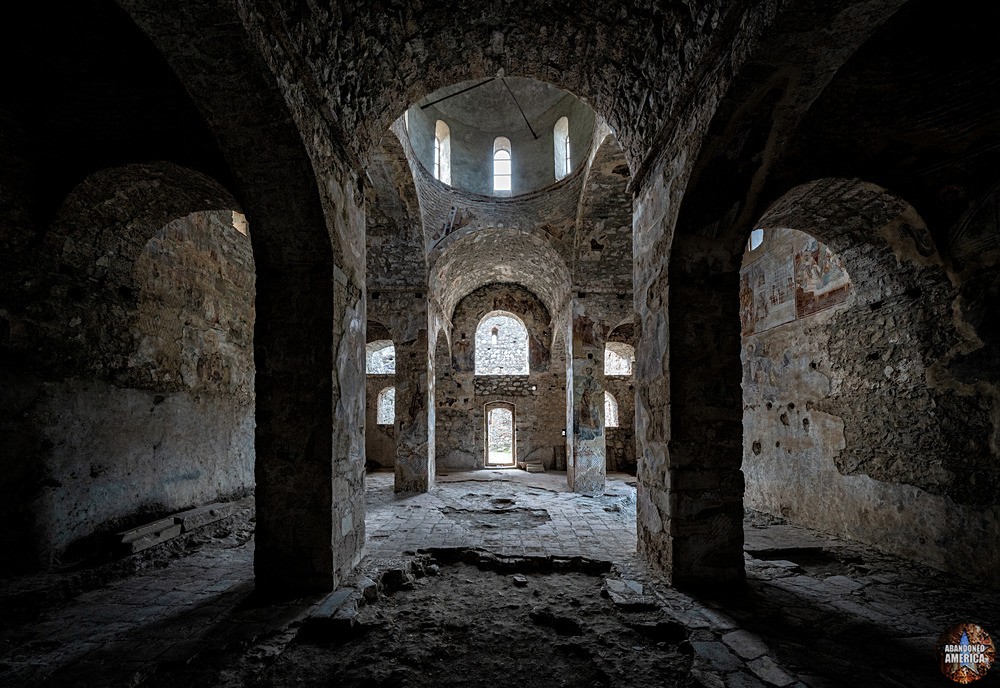  - ABANDONED GREECE