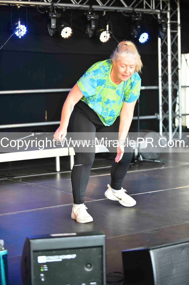 SH4_0137 - Zumba with Sara Ann.