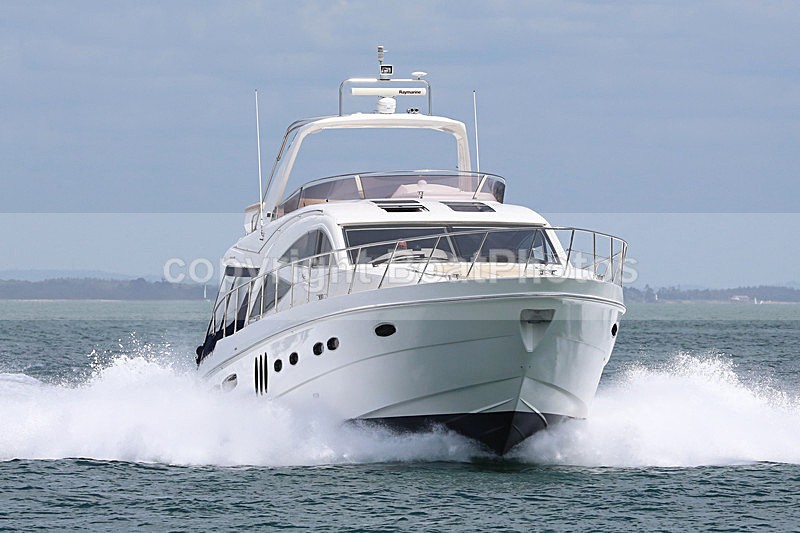 150607 LILLY B - SEALINE T60 WT7A1638 - Flybridge Cruisers