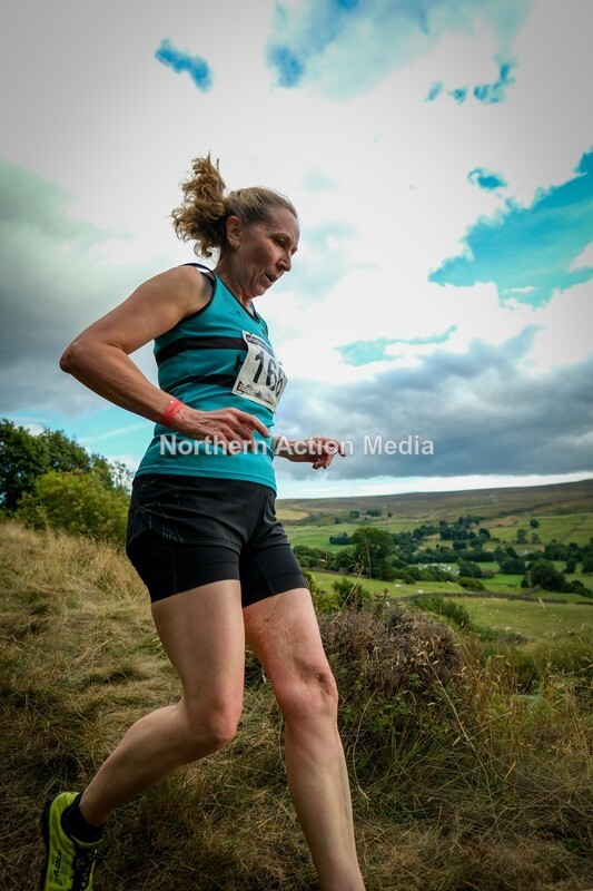 DSCF5535 - Reeth Fell race seniors
