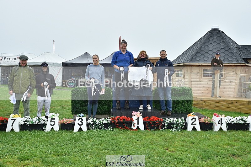 240901A-203336-11185 - 100 Presentation