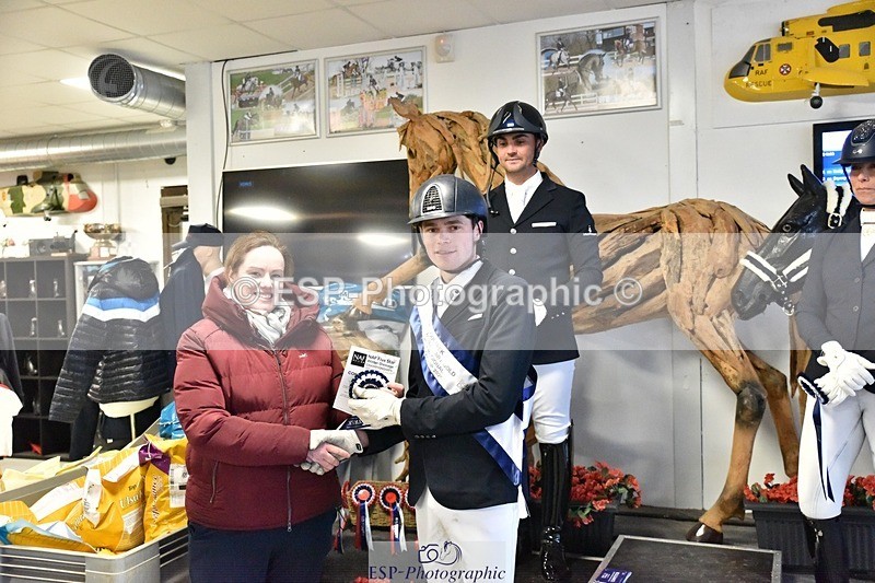 250216-144456-06137 - Elementary Gold Presentations