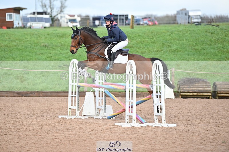 231203A-124120-01199 - Cls 20+21 Club and Schools 1m