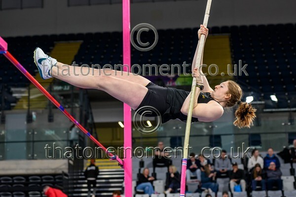 AgeInd25SUN-912513 - Field Female