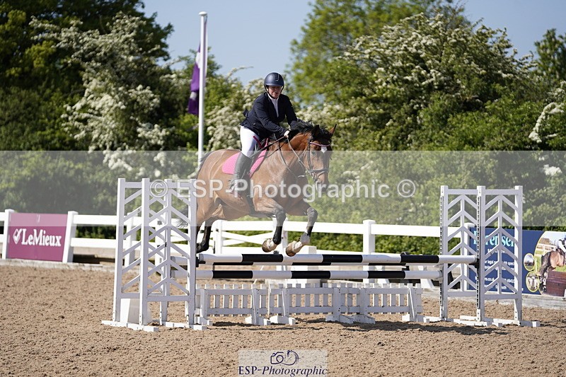 230527A-101802-03618 - Cls 19 British Novice & 90cm Open