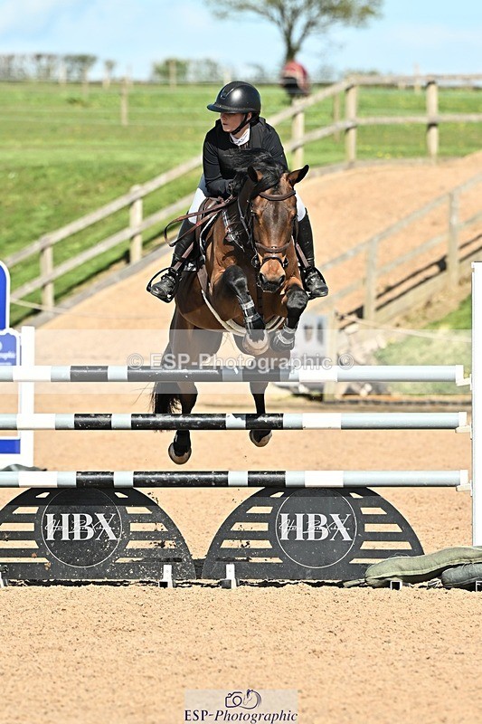 250416-152501-01723 - Cls 6 Foxhunter and 1.20m