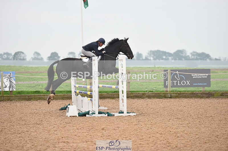 230916A-152900-05362 - Cls 18 Snr 95cm Derby