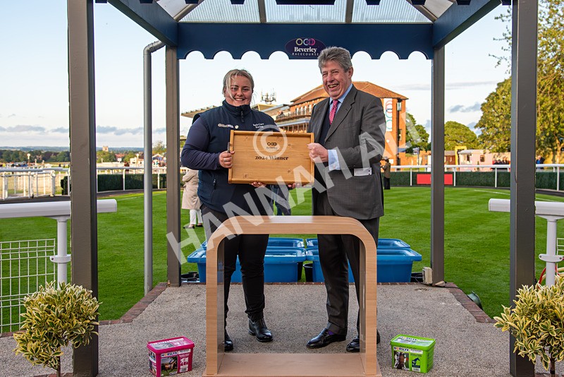 180624-Race 5-Makalu-7943 - Race 5