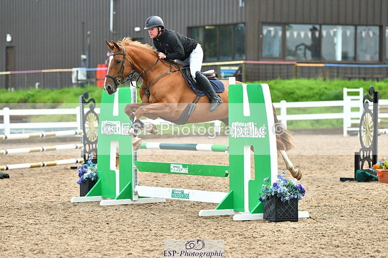 230812A-092209-07615 - Cls 25 A&B Brit nov & 90 Open