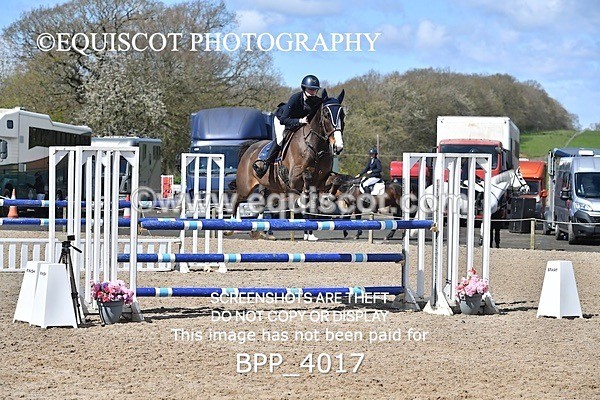 BPP_4017 - CLASS 5 FRI Senior 1.05m Open