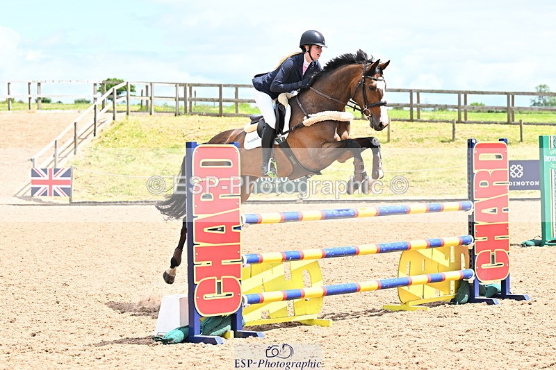 240608A-124728-02384 - Cls 4 Snr Newcomers and 1.10m Open