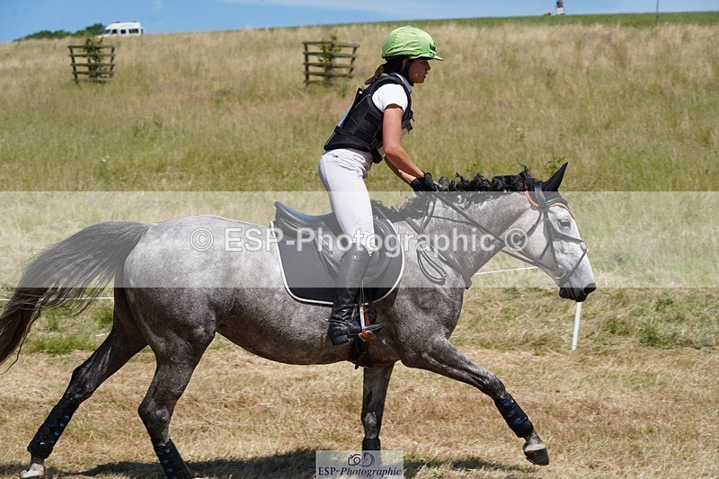 240629X-141504-3149 - 210-Tarka_Abraham-QUEEN_RUBIE