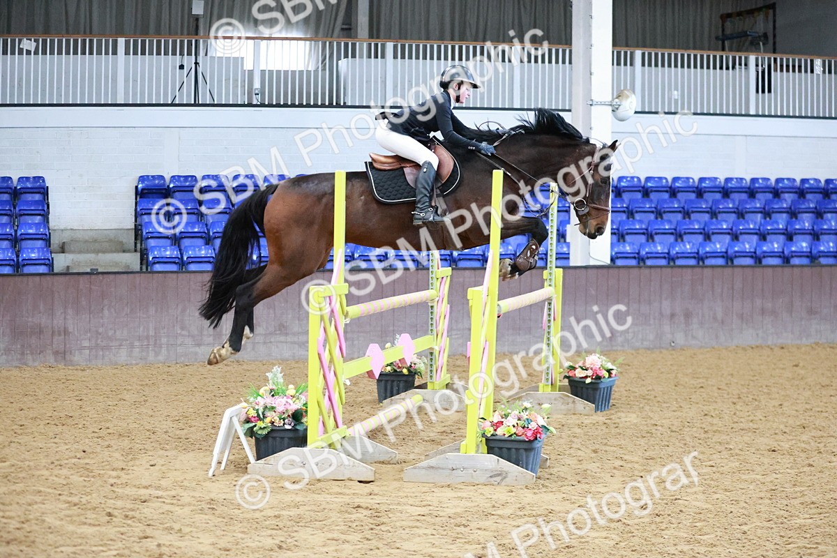 SBM_003911 - Class 11 - Senior Newcomers - 1.10m