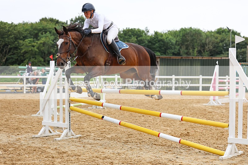 3E7A6593 - Class 9: Senior 1.15m Open