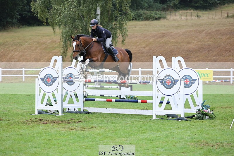 250830A-150907-07220 - Cls 16 Snr Newcomers and 1.10m Open