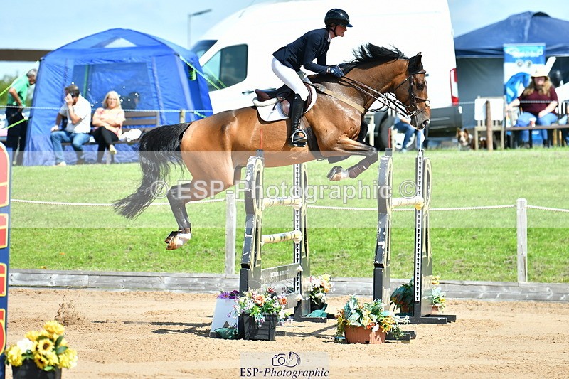 230720A-110544-02065 - Cls 5, 2 Star Medium 1.35m