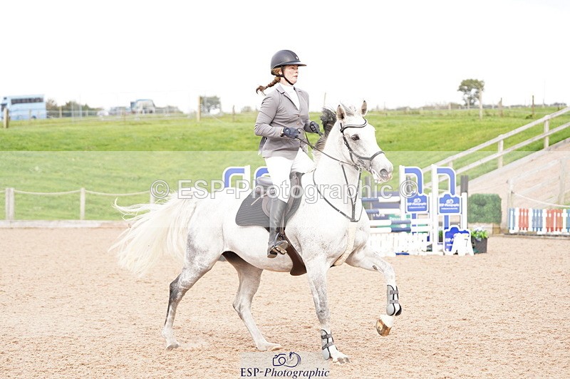 241004A-144800-00805 - Fri 04 Snr Fox & 1.20m Open