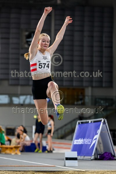 SeniorInd25-916703 - Field Female