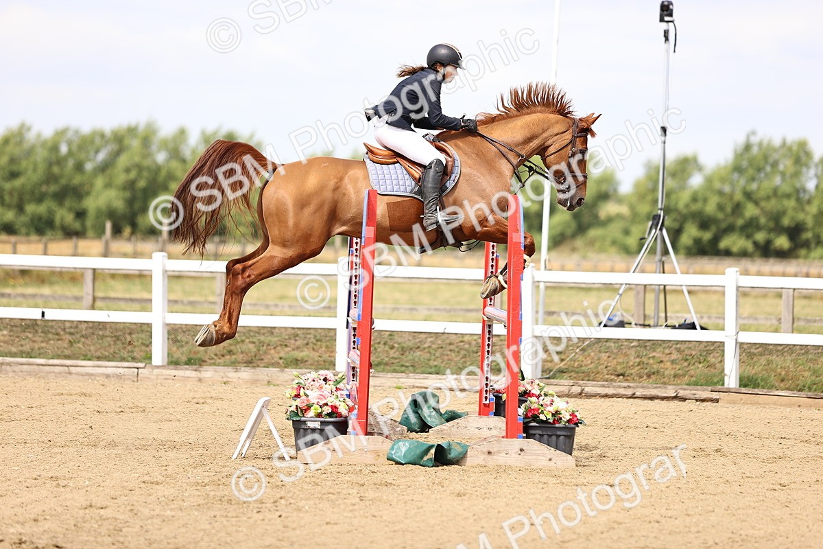 SBM_009671 - Class 8 - Senior Newcomers - 1.10  Open