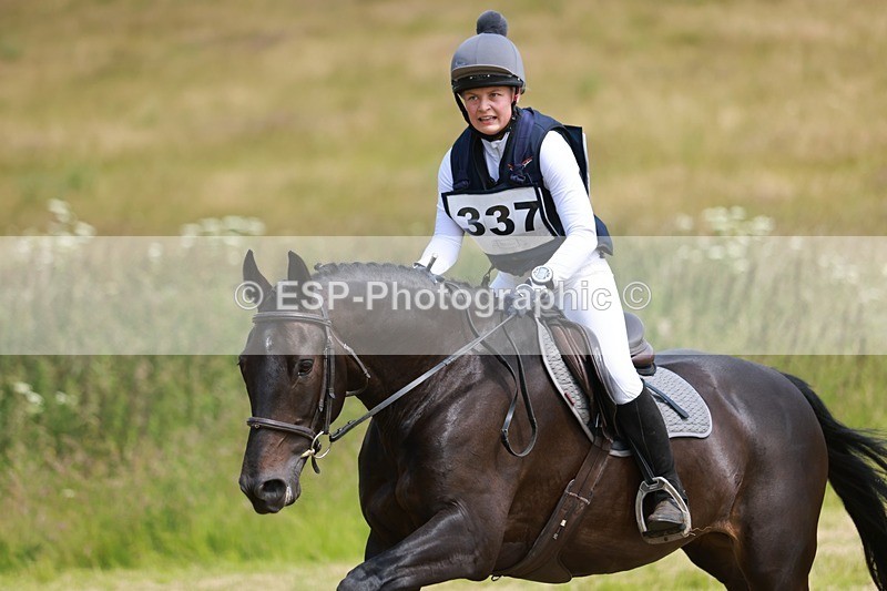 240630X-141042-7175 - 337-Tabitha_Stephenson-GRANDPAS_GIFT