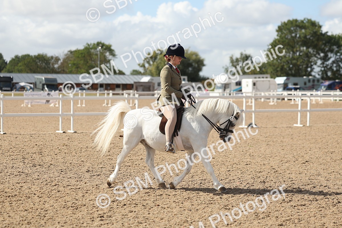 SBM_23249 - Class 807 - young Rider 11 to 16 Years