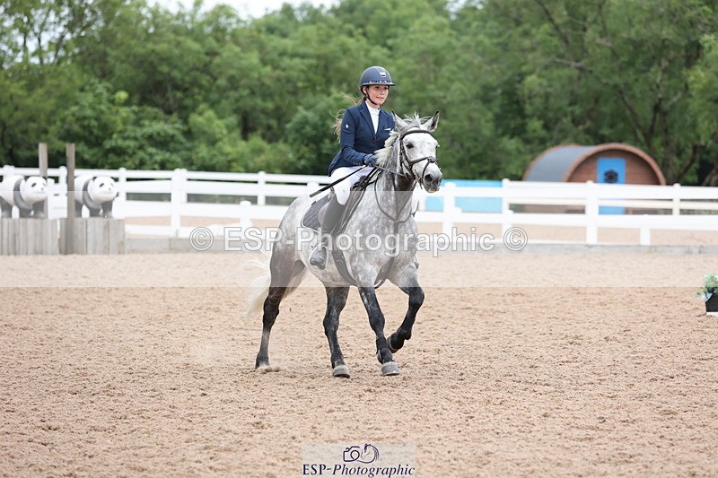 240630A-183036-16428 - Cls 28 Stepping Stones 128cm + 138cm