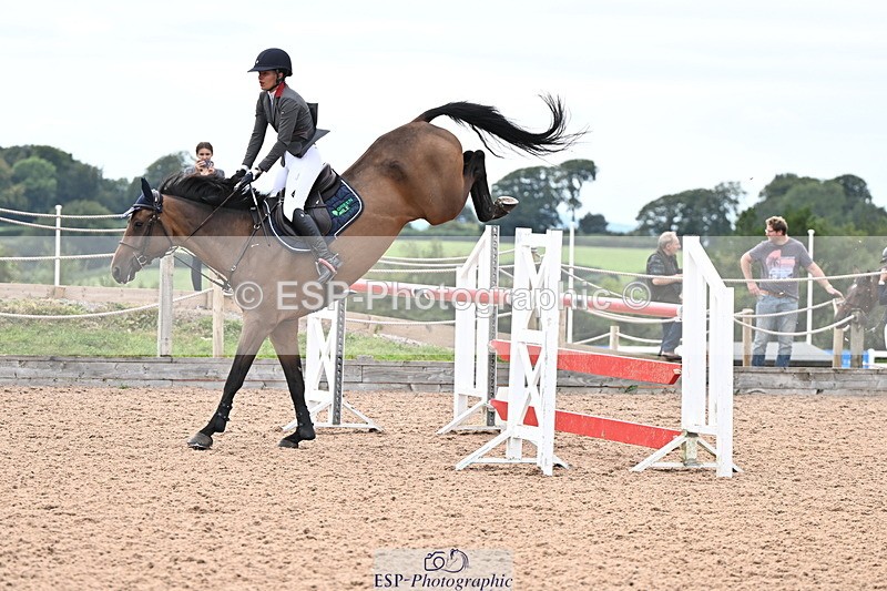 240828A-161444-01304 - Cls 5 Snr Foxhunter and 1.20m Open
