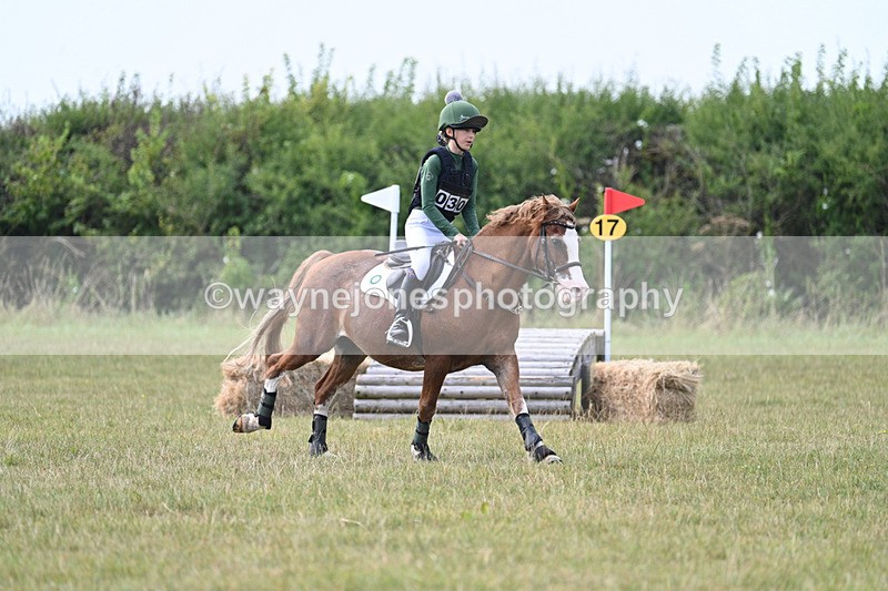 WJ7_7174 - 60cm XC Time 13:22 to 13:53
