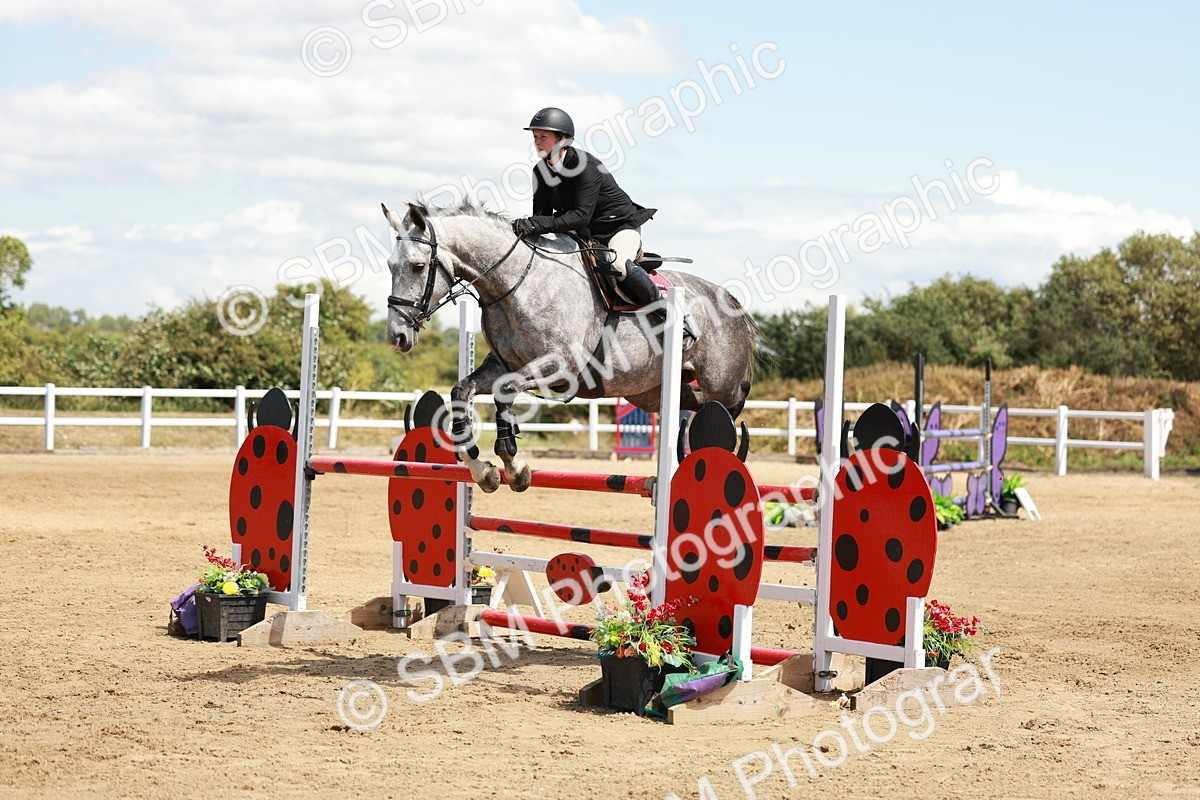 SBM_007383 - Class 3 - Senior Newcomers - 1.10m Open