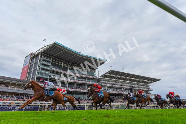 280723-Race 4-Cairn Gorm-8833 - Race 4 6.40pm Tomahawk Restaurants Handicap