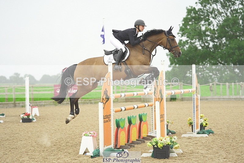 230730A-090226-07841 - Cls 25 National 1.30m