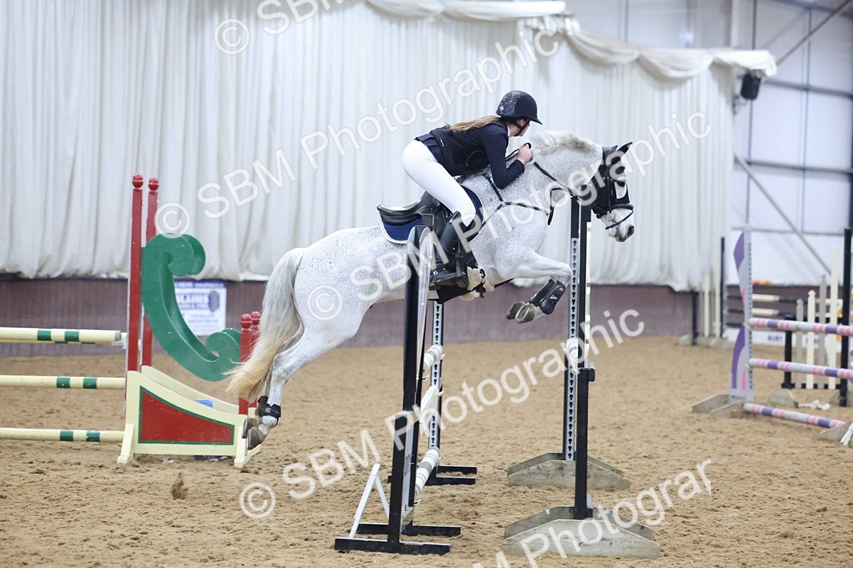 SBM_003409 - Class 11 - Blue Chip Pony Newcomers - 1.00m Open