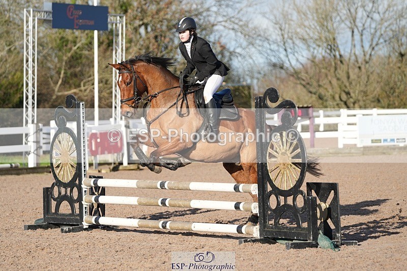 251129-115200-00374 - 70cm