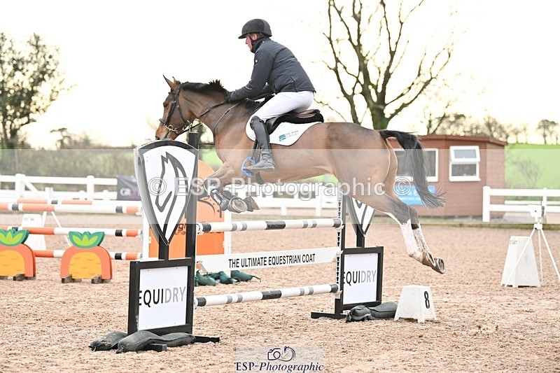 241206-112911-00484 - Cls 4 Snr 1.05m Open